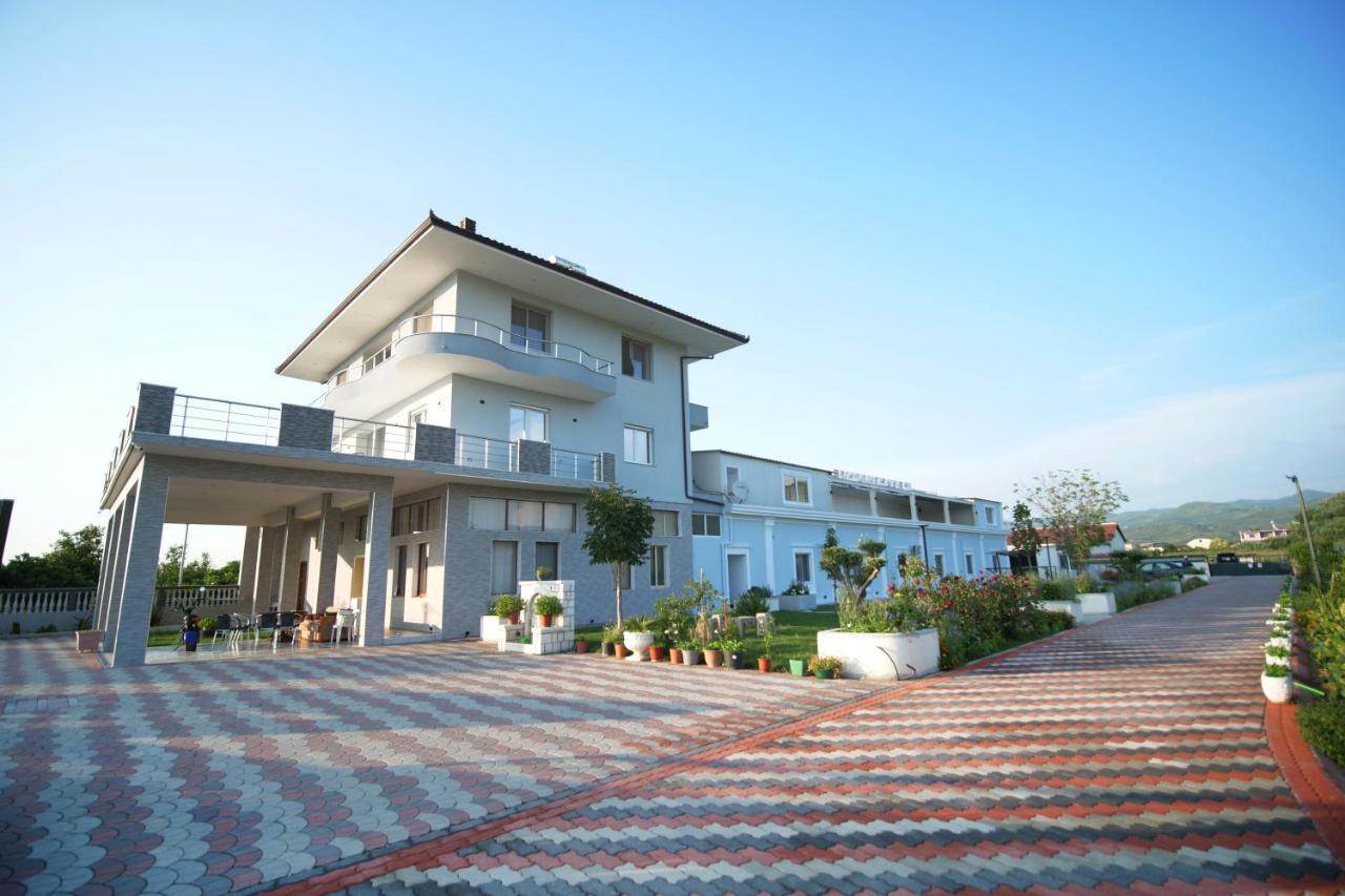 Hanna & Solei Hotel Berat Exterior foto